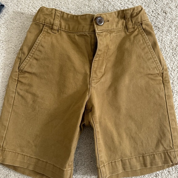 Lot of boys size 7 old navy shorts - Picture 2 of 5